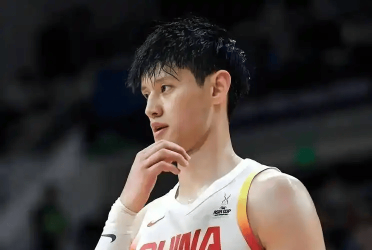 的主场, 迷高呼着曾, 访的时候