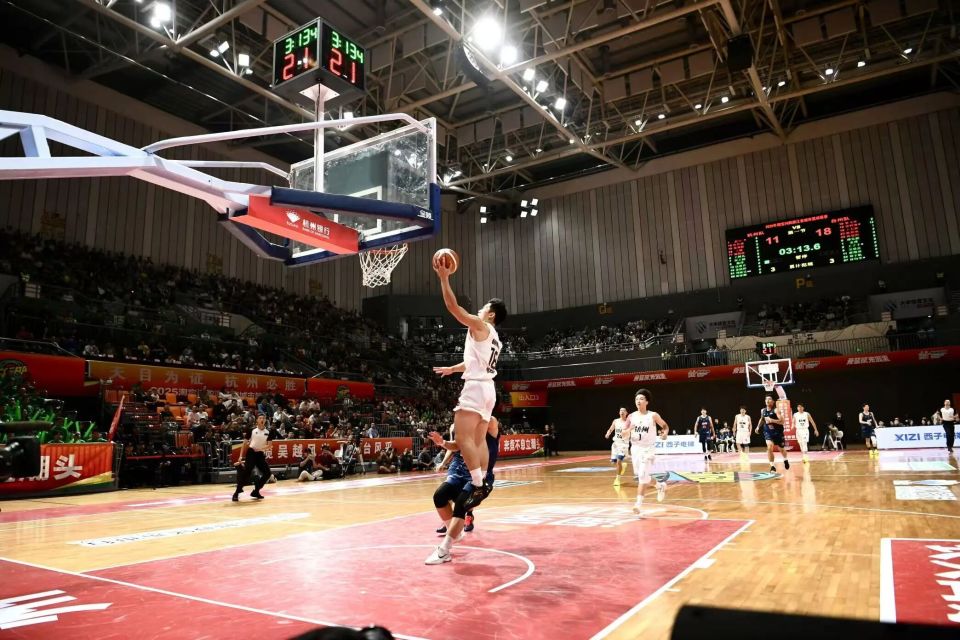 终保持领先 终保持领先