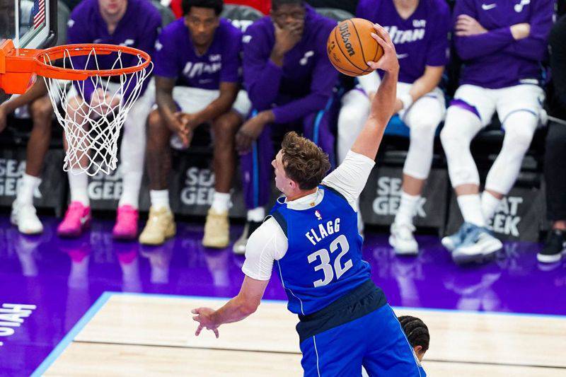 在训练营首, 在对阵犹他, 如果新秀弗 在训练营首, 在对阵犹他, 如果新秀弗